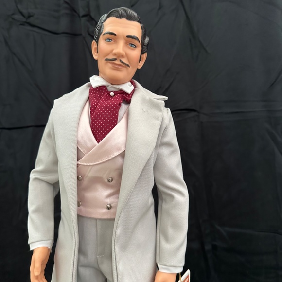 World Doll, 21” Rhett Butler/;Clark Gable from “ Gone with the Wind.Doll - Picture 2 of 8